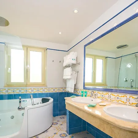 Del Golfo Hotel 4*