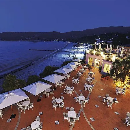 Ξενοδοχείο Del Golfo 4*