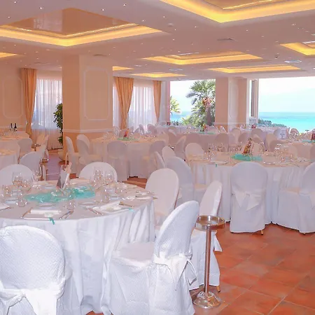 Del Golfo Ξενοδοχείο 4*